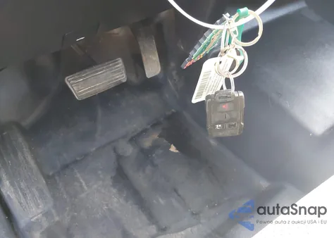 2016 Chevrolet Silverado 1500 1Lt из США, поврежденный, VIN 3GCUKREC3GG216059